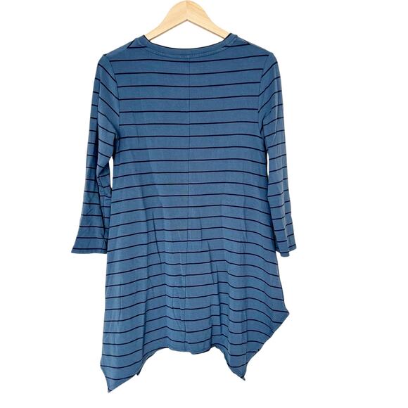 Garnet Hill Blue Black Striped Asymmetrical 3/4 Sleeve Shirt Sz XS - Picture 4 of 4